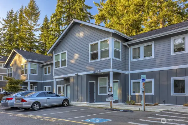 8509 244th Street Sw, Edmonds, WA 98026