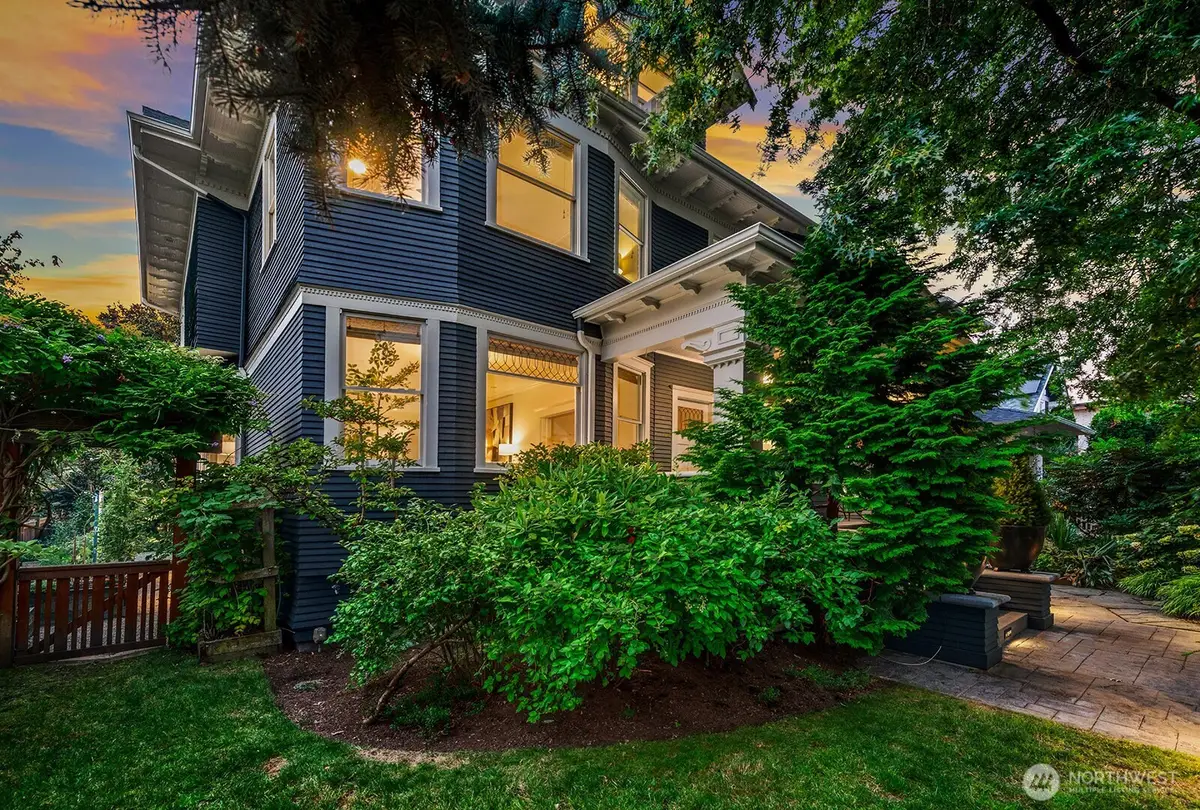 403 18th Avenue E, Seattle, WA 98112 - #1