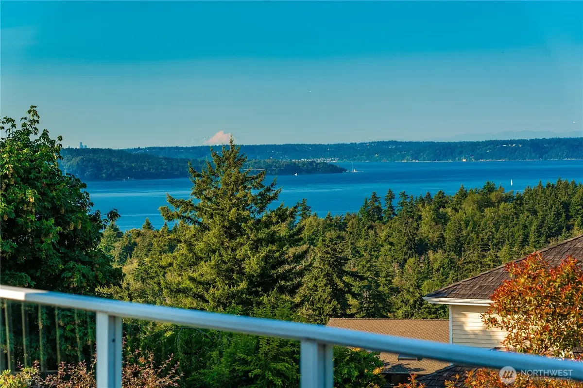 2301 Overview Drive Ne, Tacoma, WA 98422 - #1
