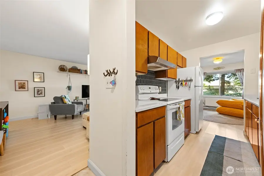 11515 Greenwood Avenue N #H, Seattle, WA 98133 - #3