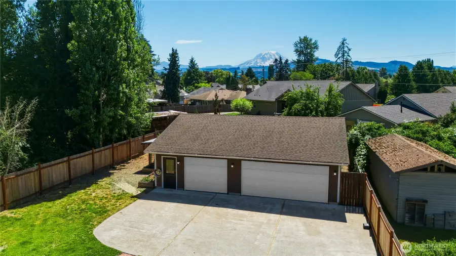 506 Calistoga Street W, Orting, WA 98360 - #3