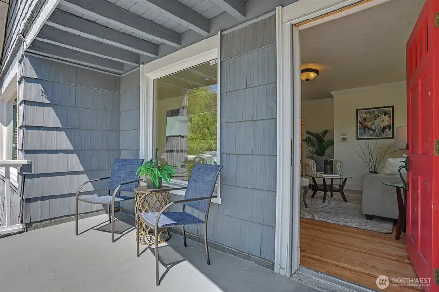 322 N 81st Street, Seattle, WA 98103 - #3
