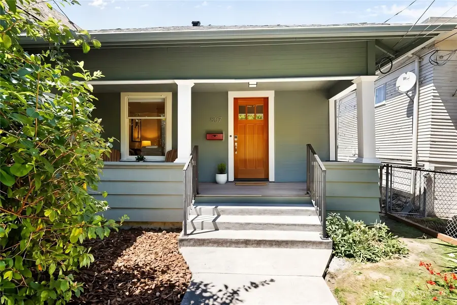 807 27th Avenue, Seattle, WA 98122 - #2