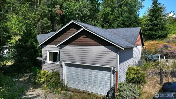 6517 12th Street E, Fife, WA 98424