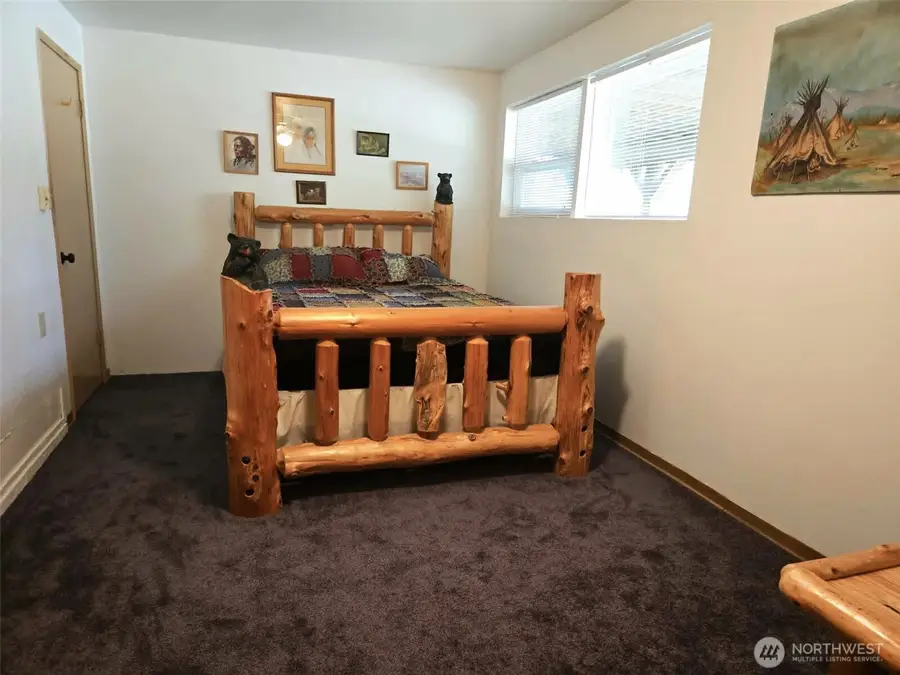 Address Withheld By Seller, Packwood, WA 98361 - #3