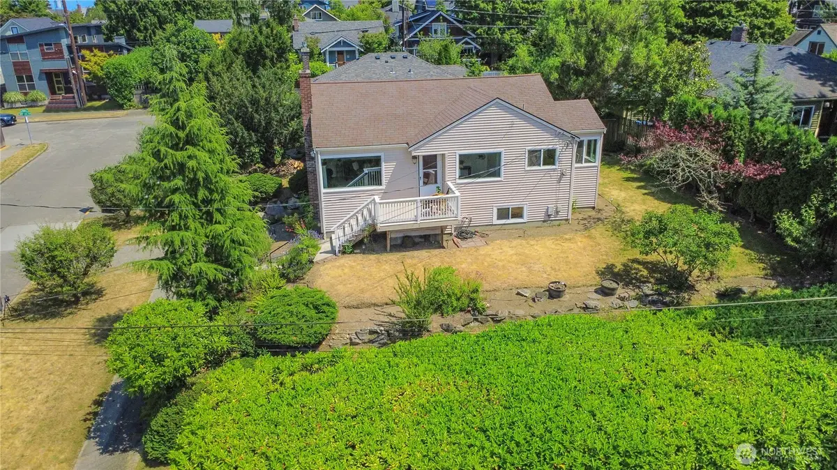 3909 SW Stevens Street, Seattle, WA 98116 - #1