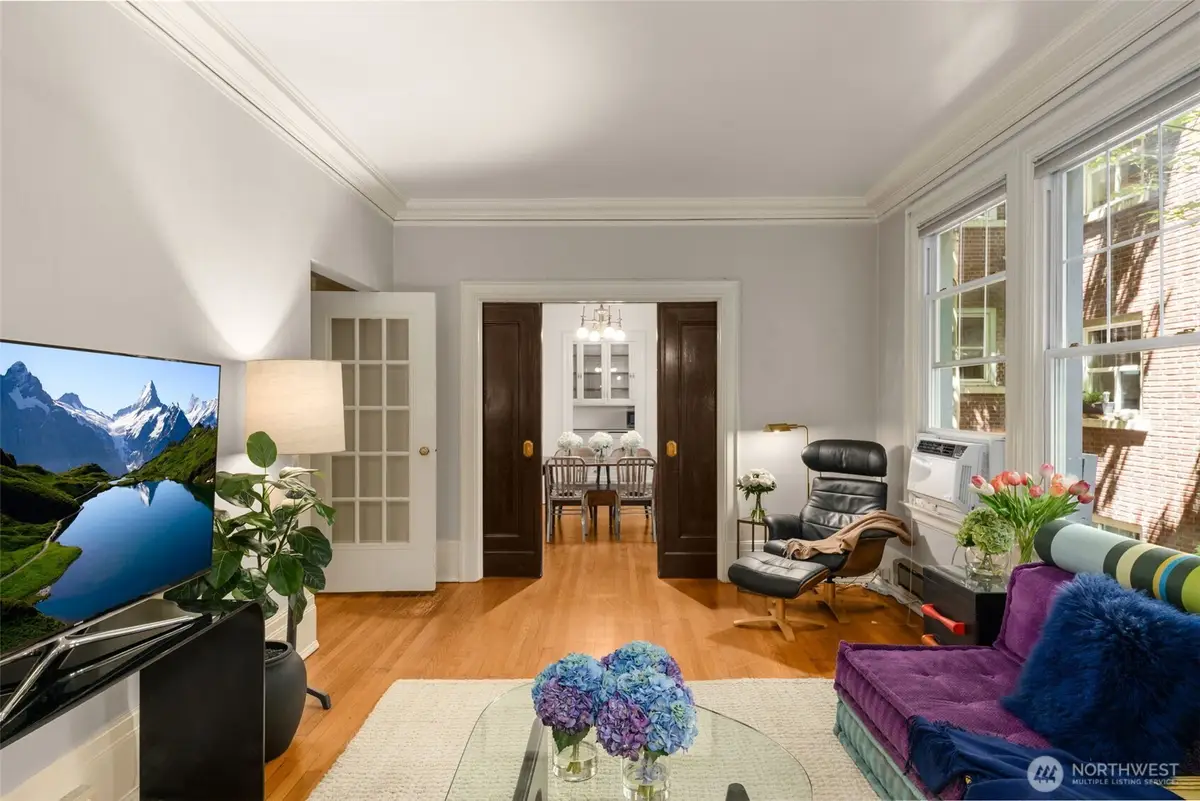 615 Boren Avenue #17, Seattle, WA 98104 - #1