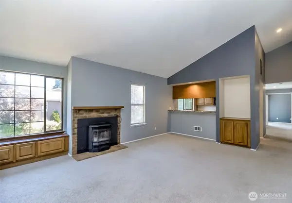 8408 18th Avenue W #2-201, Everett, WA 98204