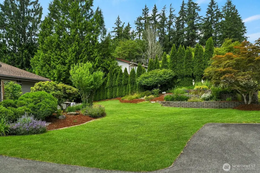 24520 SE 24th Street, Sammamish, WA 98075 - #3