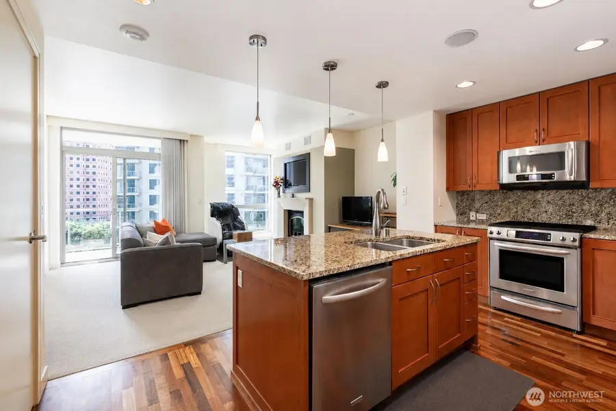 10650 NE 9th Place #1023, Bellevue, WA 98004 - #2