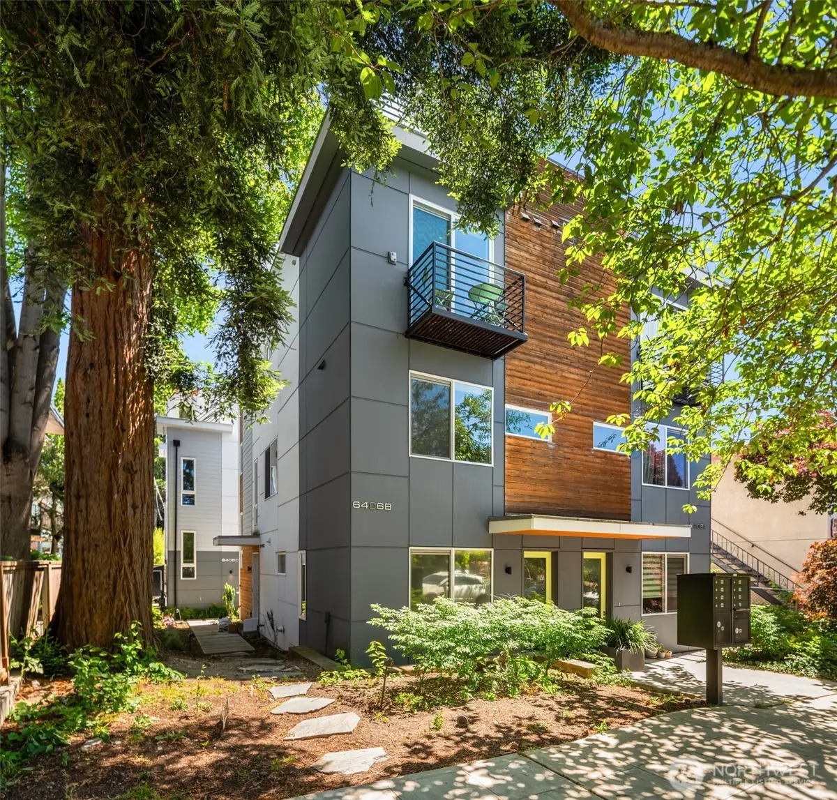 6408 14th Avenue Nw #B, Seattle, WA 98107 - #1