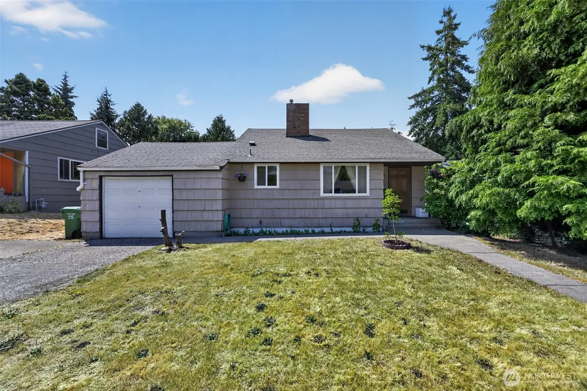 9219 26th Avenue Sw, Seattle, WA 98106 - #1