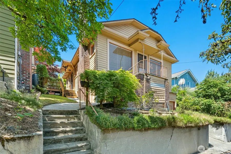 6505 Dayton Avenue N, Seattle, WA 98103 - #2