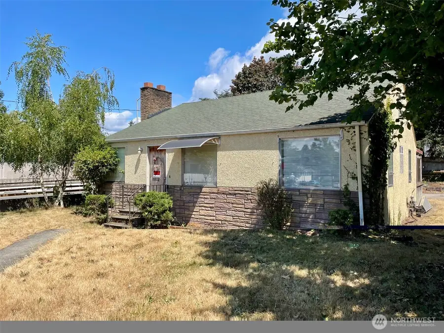 9058 Wallingford Avenue N, Seattle, WA 98103 - #2