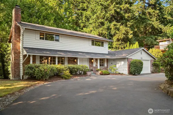 6116 190th Street, Kenmore, WA 98028