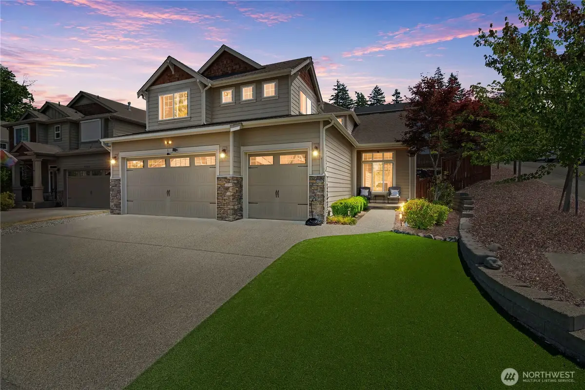 23890 SE 286th Place, Maple Valley, WA 98038 - #1