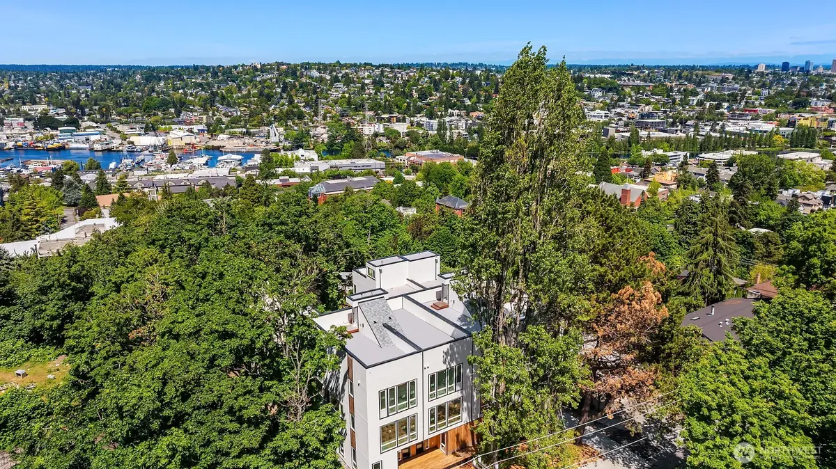 532 W Barrett Street, Seattle, WA 98119 - #1