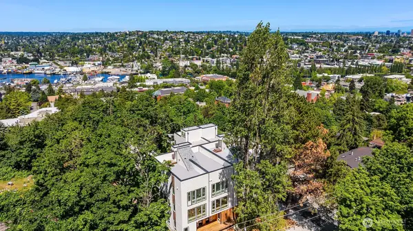 532 W Barrett Street, Seattle, WA 98119