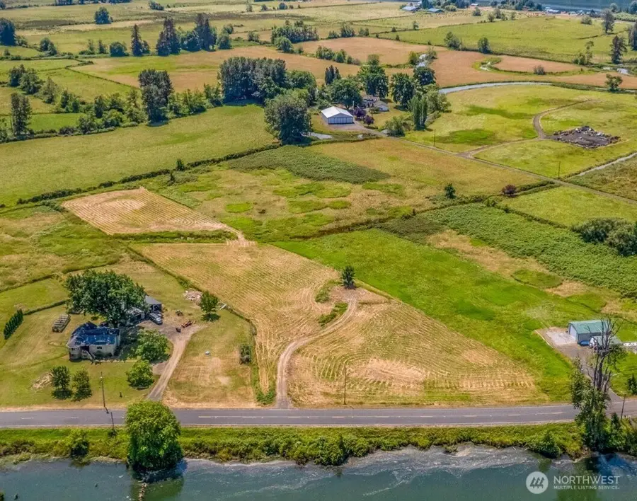 411 W Birnie Slough Road, Cathlamet, WA 98612 - #3