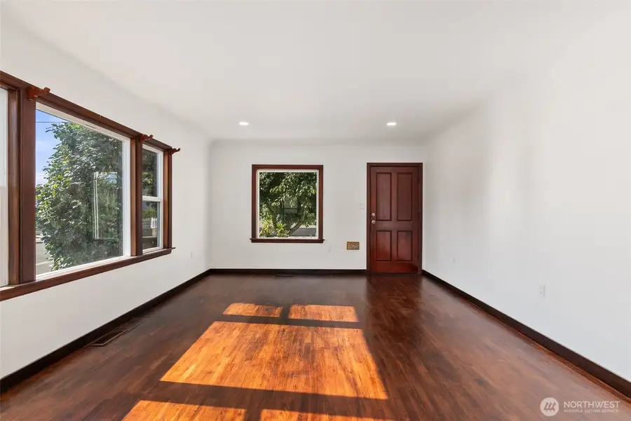 125 S 64th Street, Tacoma, WA 98408 - #3