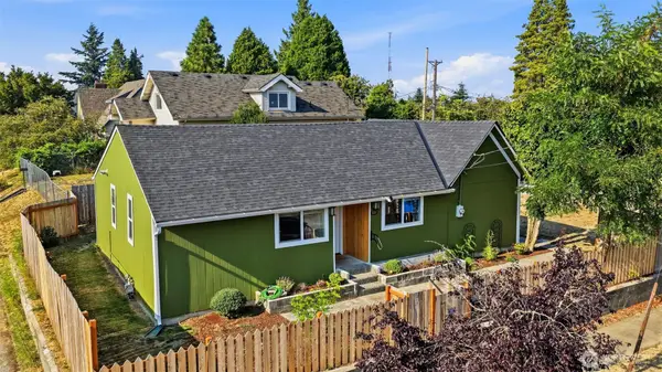 1255 S Grant Avenue, Tacoma, WA 98405