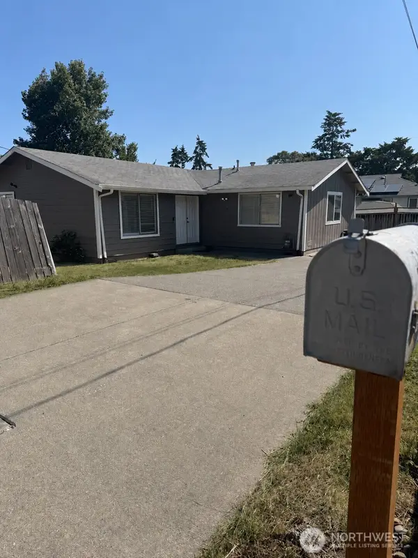 7139 S Tyler Street Ct, Tacoma, WA 98409
