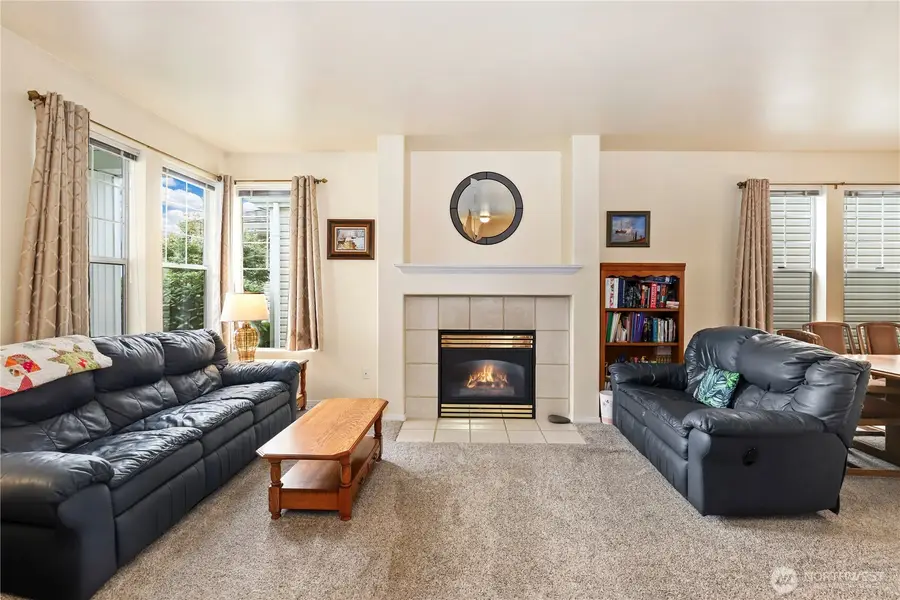 7404 143rd Avenue Ct E, Sumner, WA 98390 - #3