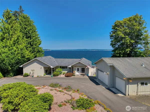 131 S Bay Way, Port Ludlow, WA 98365