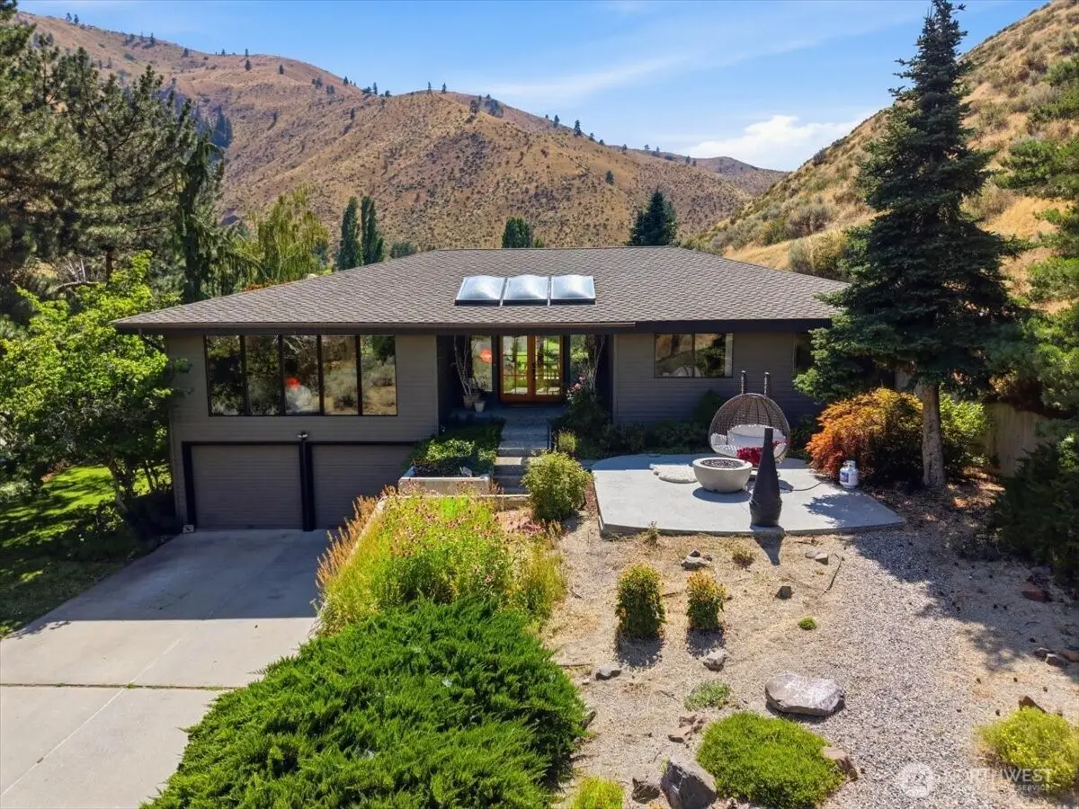 1030 Canyonside Road, Wenatchee, WA 98801 - #1