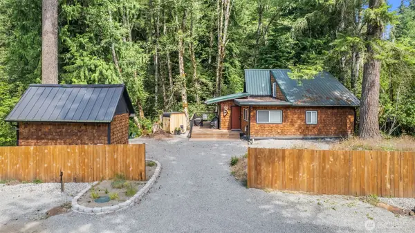 178 Skate Creek Road N, Ashford, WA 98328