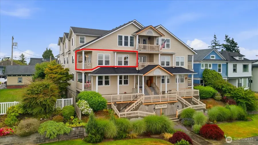 2219 Rucker Avenue #201, Everett, WA 98201 - #2