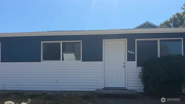 404 S Division Lane, Tacoma, WA 98418