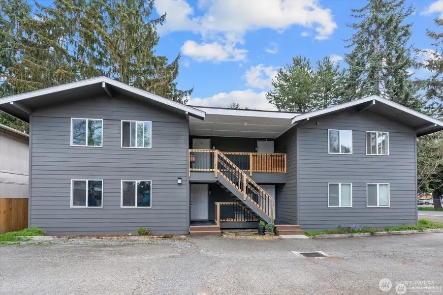 10443 17th Avenue Sw, Seattle, WA 98146 - #3