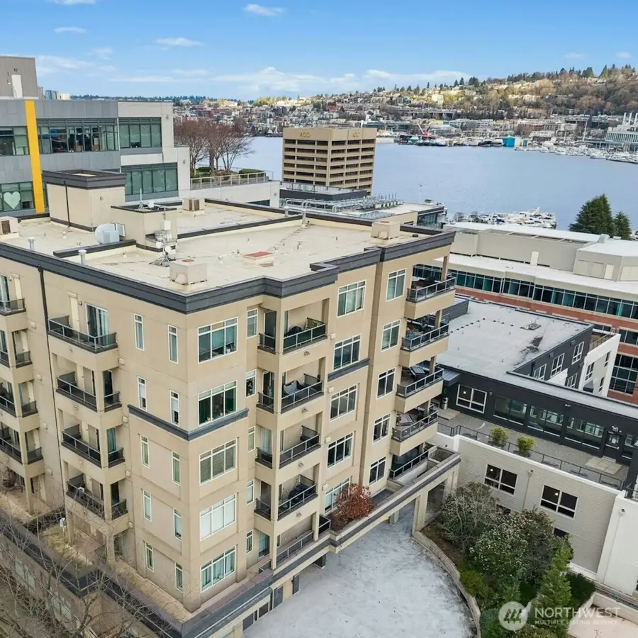 1000 N Aurora Avenue #409, Seattle, WA 98109 - #2