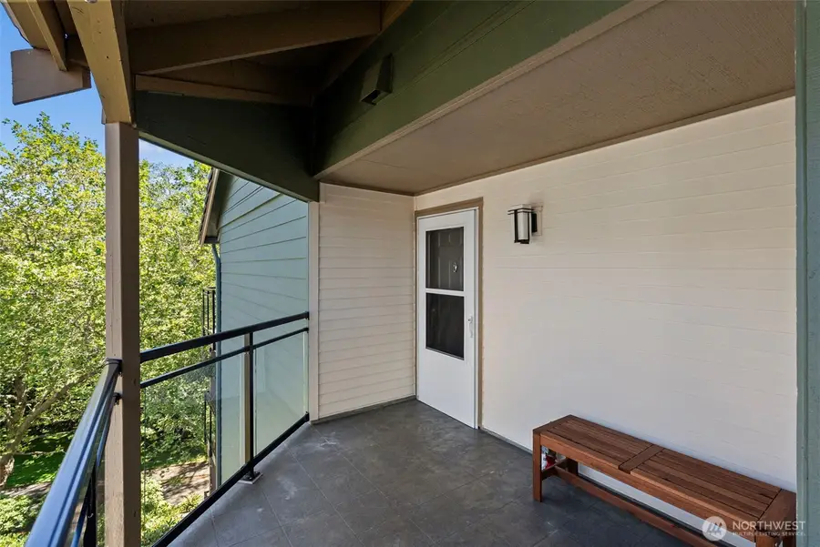 3008 N Narrows Drive #B-301, Tacoma, WA 98407 - #3