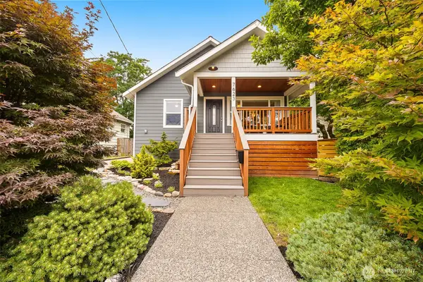 7623 46th Avenue S, Seattle, WA 98118