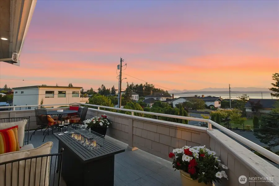 809 Driftwood Place, Edmonds, WA 98020 - #3