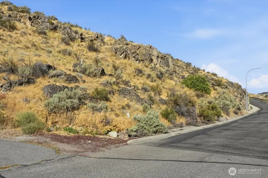 137 Long Drive #1, Chelan, WA 98816 - #2