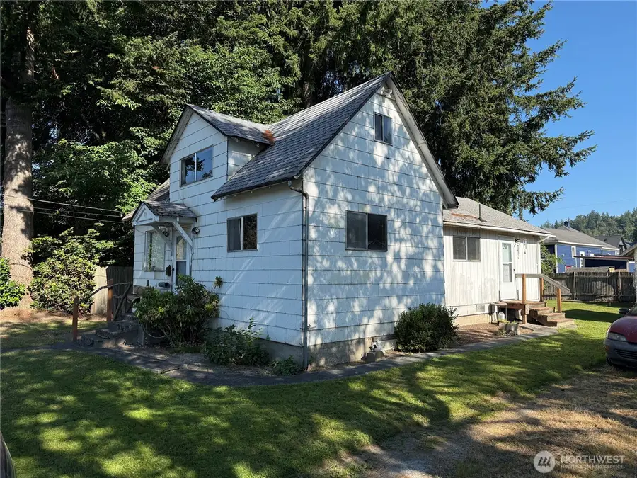 915 Greenleaf Avenue, Burlington, WA 98233 - #2