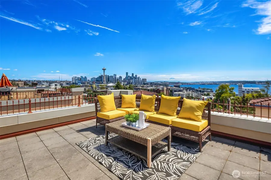 371 W Olympic Place, Seattle, WA 98119 - #2