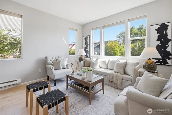 7624 39th Avenue S, Seattle, WA 98118