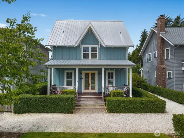44 Horseshoe Lane, Pacific Beach, WA 98571