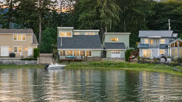 21 NE Belaire Drive, Belfair, WA 98528