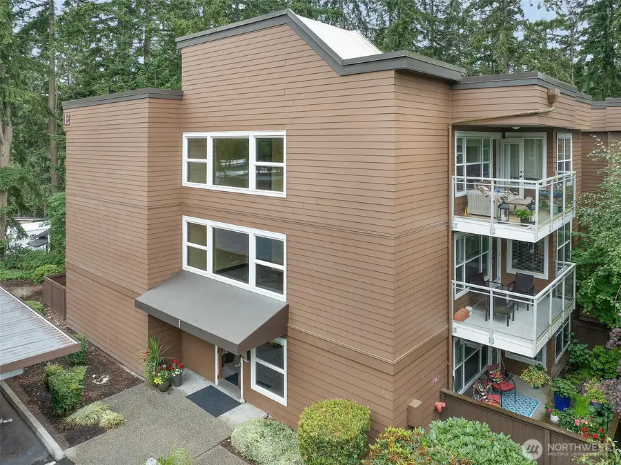 22910 90th Avenue W #E304, Edmonds, WA 98026 - #3