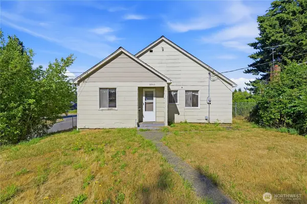 8643 Yakima Avenue S, Tacoma, WA 98444