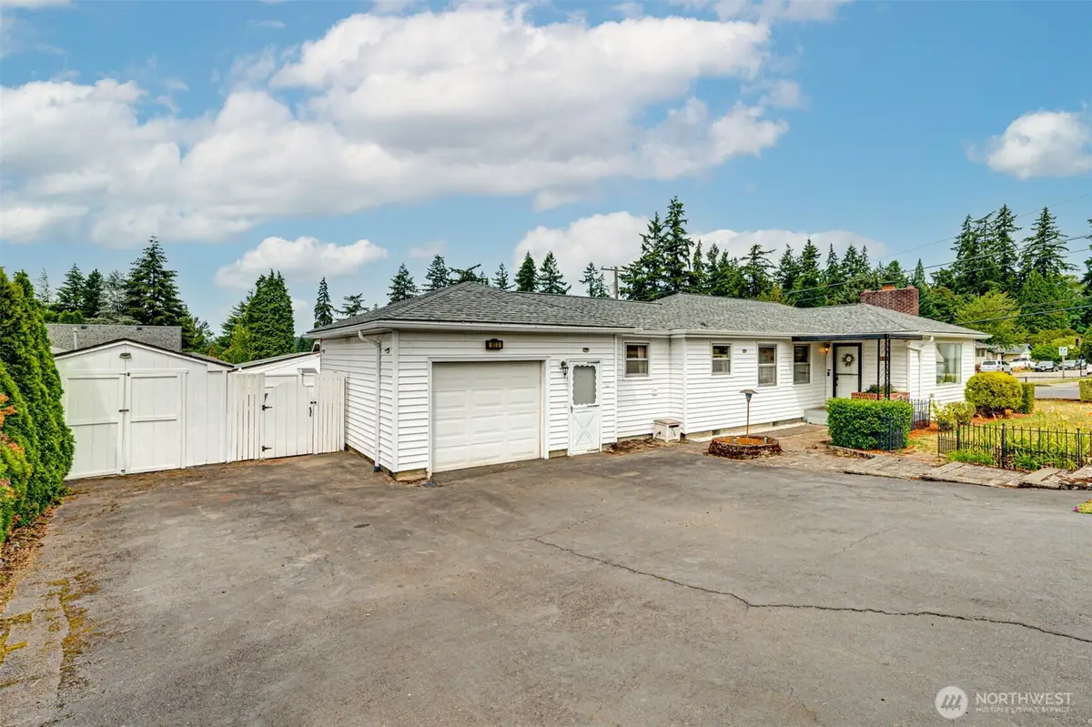 813 N 16th Avenue, Kelso, WA 98626 - #1