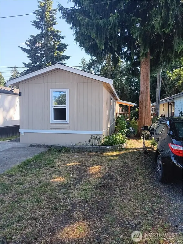 17410 52nd Avenue W #1, Lynnwood, WA 98037