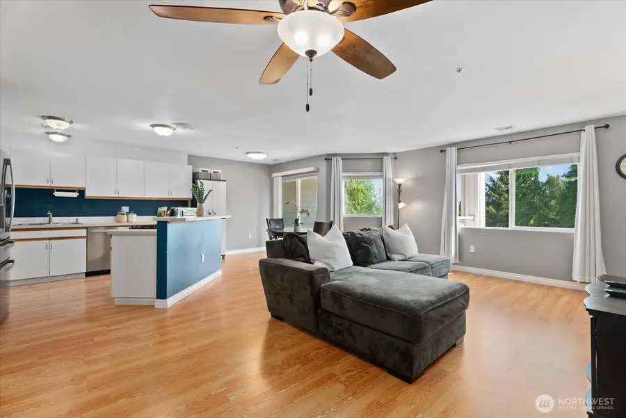 1318 37th Street #1408, Everett, WA 98201 - #3