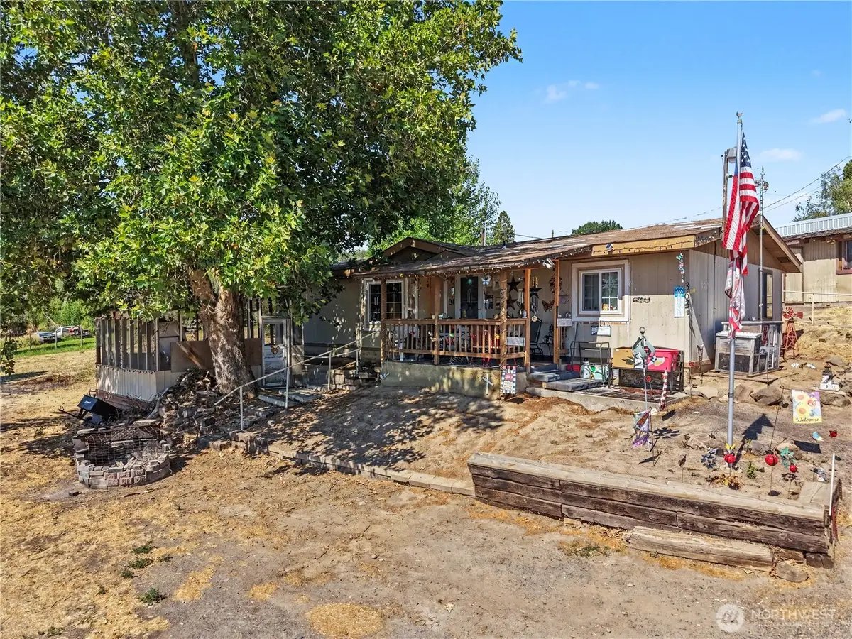363 Baker Road, Selah, WA 98942 - #1