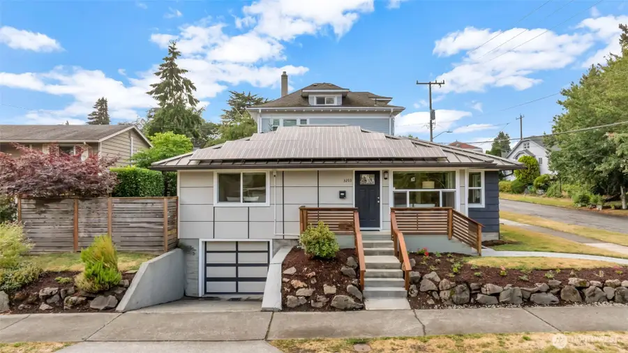 3203 35th Avenue S, Seattle, WA 98144 - #2